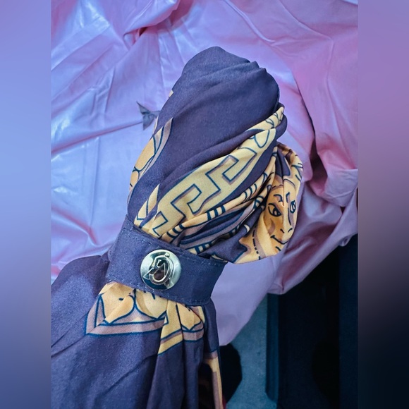 ☔️🌂 Unisex travel size Gianni Versace 100% authentic umbrella - Picture 3 of 8